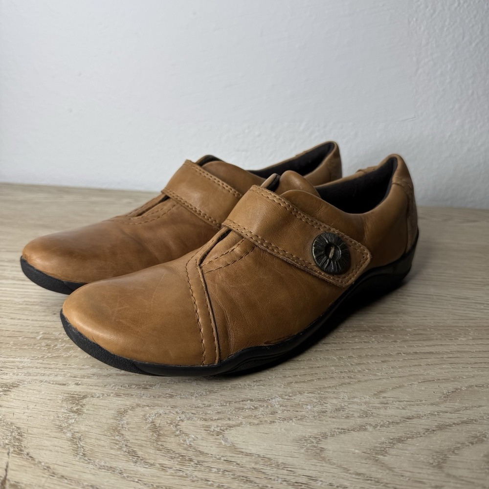Clarks Kessa Betty British Tan‎ Leather Shoes Womens Size 9N Hook and Loop Strap